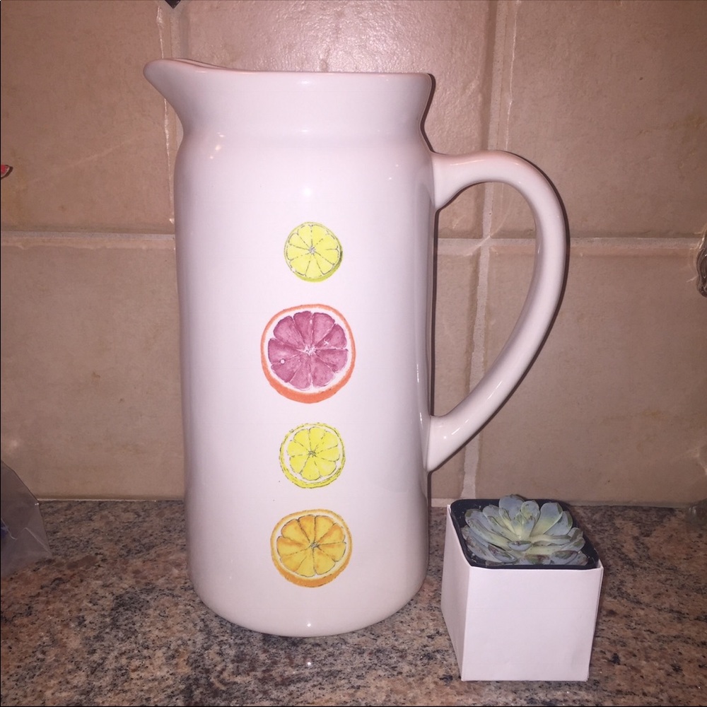 Rae Dunn: lemonade picture 🍋